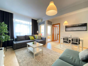 Fabulous Apartment Near Bagdat Street with Excellent Location in Kadikoy